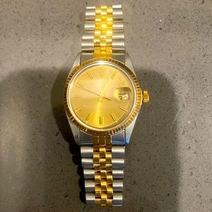 COPY - Rolex Datejust 16233.  No box No add- links Two tone.